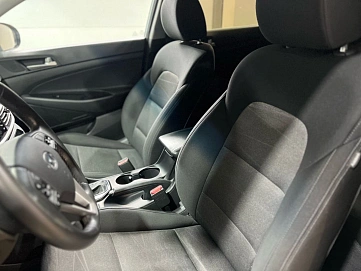 Hyundai Tucson, 2020г, передний привод, автомат
