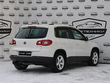 Volkswagen Tiguan, 2008г, полный привод, автомат