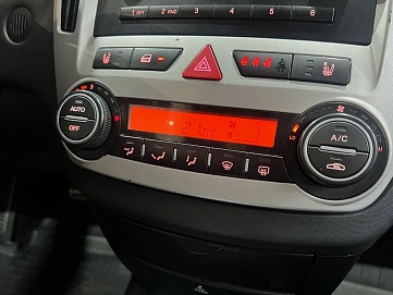 Kia Ceed, 2009г, передний привод, автомат