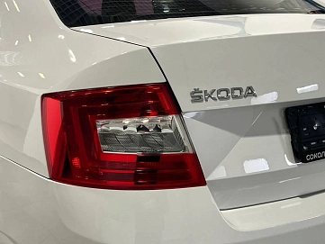 Skoda Octavia, 2014г, передний привод, робот
