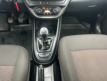 Lada (ВАЗ) Vesta, 2018г, передний привод, механика