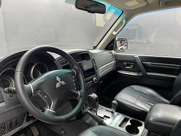 Mitsubishi Pajero, 2011г, полный привод, автомат