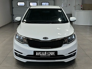 Kia Rio, 2015г, передний привод, автомат