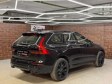Volvo XC60, 2025г, полный привод, автомат