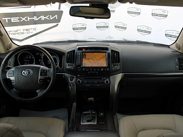 Toyota Land Cruiser, 2010г, полный привод, автомат