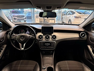 Mercedes-Benz , 2015г., полный привод, робот