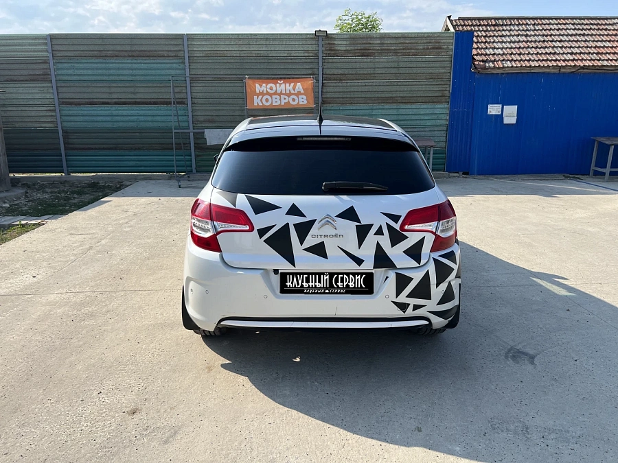 Citroen C4, 2012г., передний привод, автомат