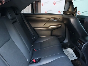 Toyota Camry, 2015г, передний привод, автомат