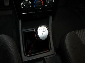 Lada (ВАЗ) Priora, 2012г, передний привод, механика