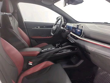 Geely Coolray, 2024г, передний привод, робот