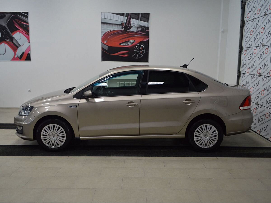 Volkswagen Polo, 2017г., передний привод, автомат