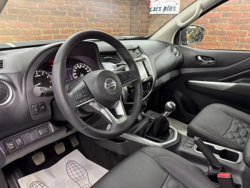 Nissan Navara (Frontier), 2024г, задний привод, механика