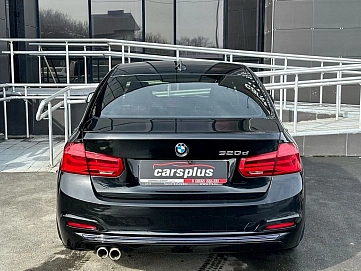 BMW 3 серии, 2018г, задний привод, автомат