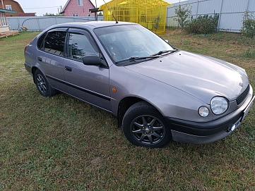 Toyota Corolla, 1998г, передний привод, механика