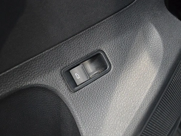 Volkswagen Polo, 2011г, передний привод, механика