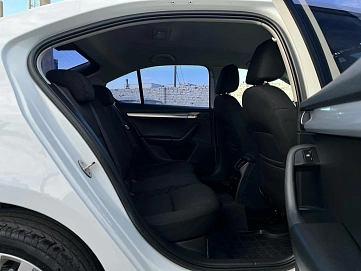 Skoda Octavia, 2018г, передний привод, механика