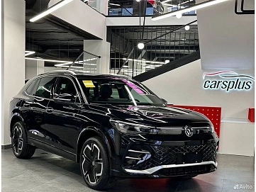 Volkswagen Tiguan, 2024г, полный привод, робот