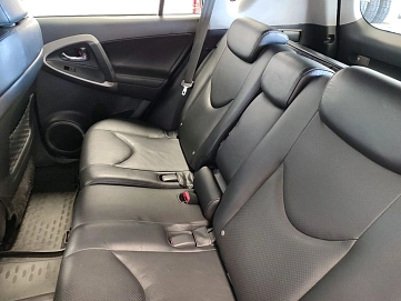 Toyota RAV4, 2008г, передний привод, автомат