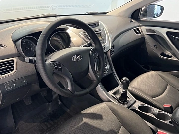 Hyundai Elantra, 2013г, передний привод, механика