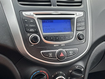 Hyundai Solaris, 2011г, передний привод, механика