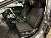 Hyundai Elantra, 2015г., передний привод, автомат