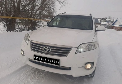 Toyota RAV4, 2010г, полный привод, вариатор