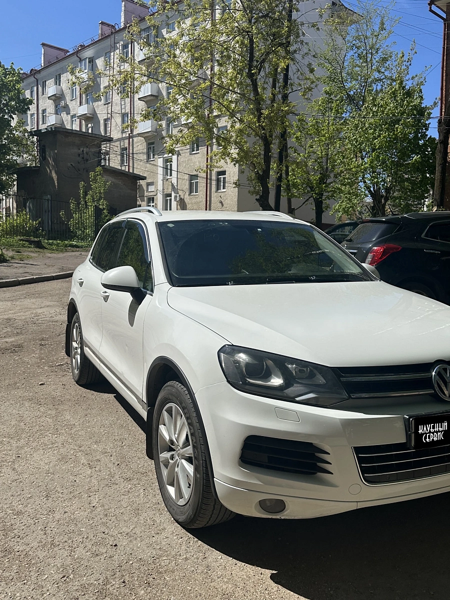 Volkswagen Touareg, 2014г., полный привод, автомат