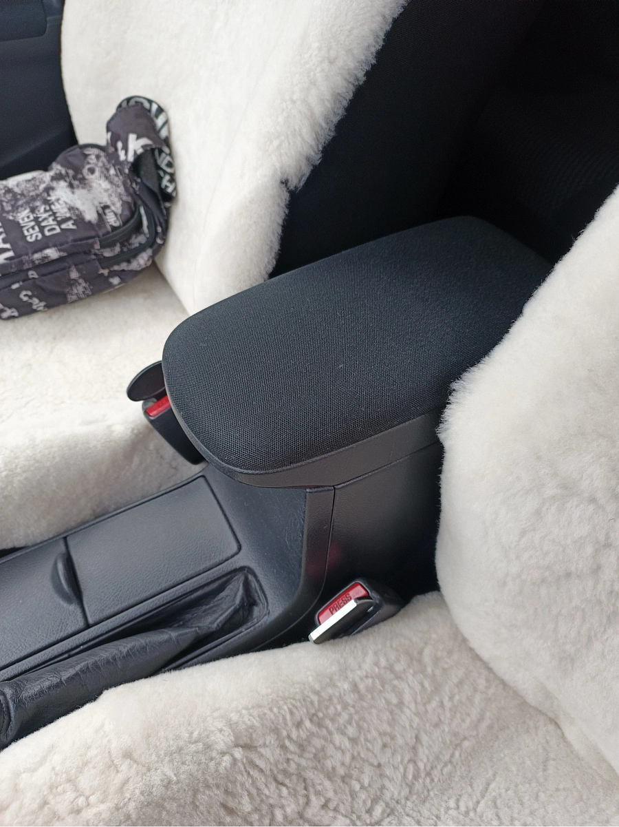 Toyota Corolla, 2011г., передний привод, автомат