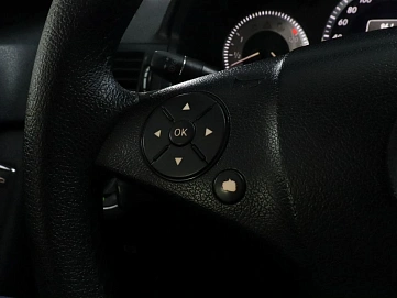 Mercedes-Benz C-Класс, 2009г, задний привод, автомат