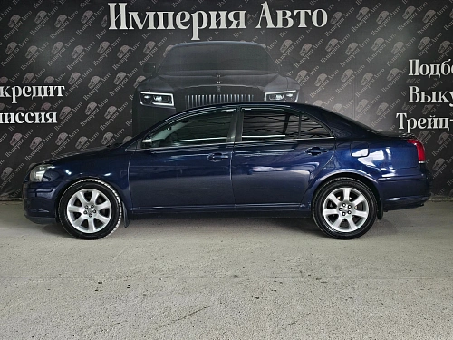 Toyota Avensis, 2007г, передний привод, автомат