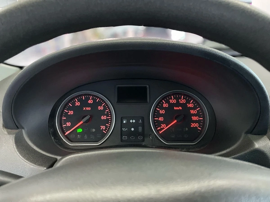 Nissan Almera, 2018г., передний привод, механика