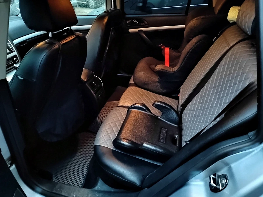 Skoda Octavia, 2012г., полный привод, механика