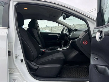 Nissan Sentra, 2014г, передний привод, автомат