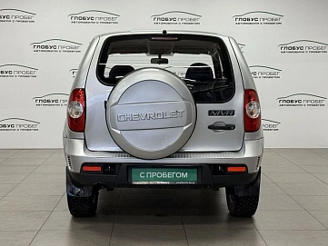 Chevrolet Niva, 2010г, передний привод, механика