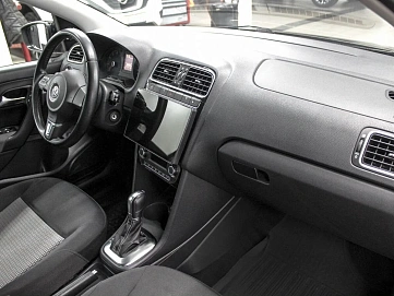 Volkswagen Polo, 2014г, передний привод, автомат