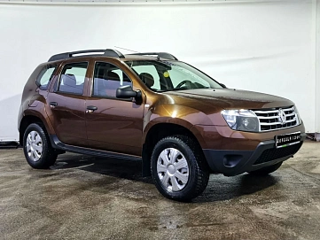 Renault Duster, 2012г, полный привод, механика