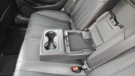 Mazda 6, 2021г, передний привод, автомат