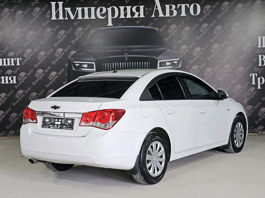 Chevrolet Cruze, 2011г., передний привод, механика