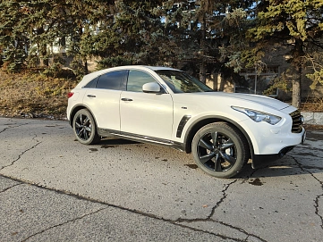 Infiniti FX, 2012г, полный привод, автомат