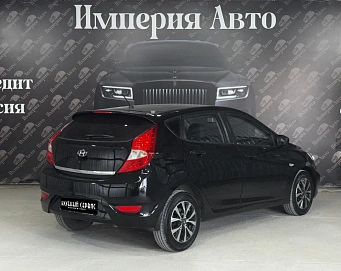 Hyundai Solaris, 2011г, передний привод, автомат