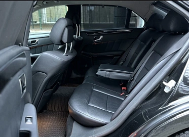 Mercedes-Benz E-Класс, 2009г, задний привод, автомат