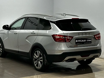 Lada (ВАЗ) , 2018г., передний привод, механика