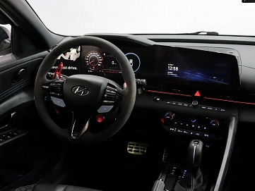 Hyundai Avante N, 2021г, передний привод, робот