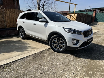 Kia Sorento, 2016г, полный привод, автомат