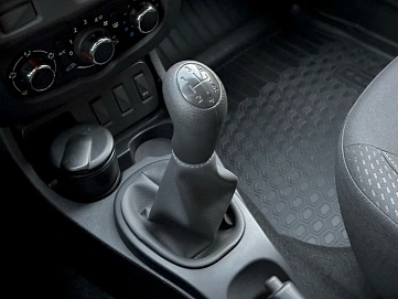 Renault Duster, 2020г, передний привод, механика