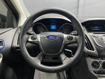 Ford Focus, 2013г, передний привод, робот