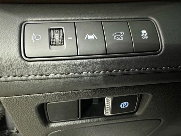 Hyundai Santa Fe, 2020г, передний привод, робот