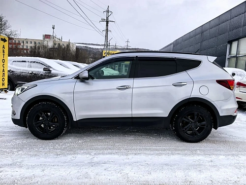 Hyundai Santa Fe, 2016г, полный привод, автомат