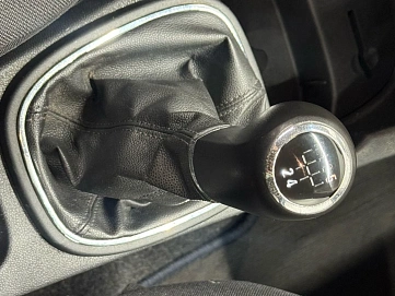 Opel Corsa, 2008г, передний привод, механика