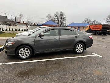 Toyota Camry, 2009г, передний привод, автомат